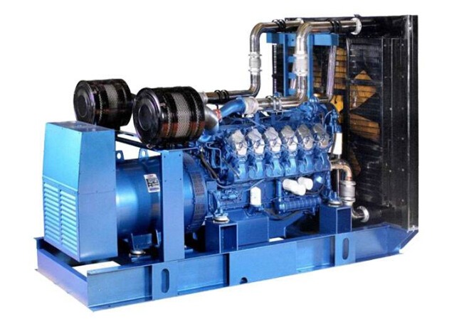 静安康明斯30kw小型柴油二手发电机组 静安康明斯30kw小型柴油二手发电机组